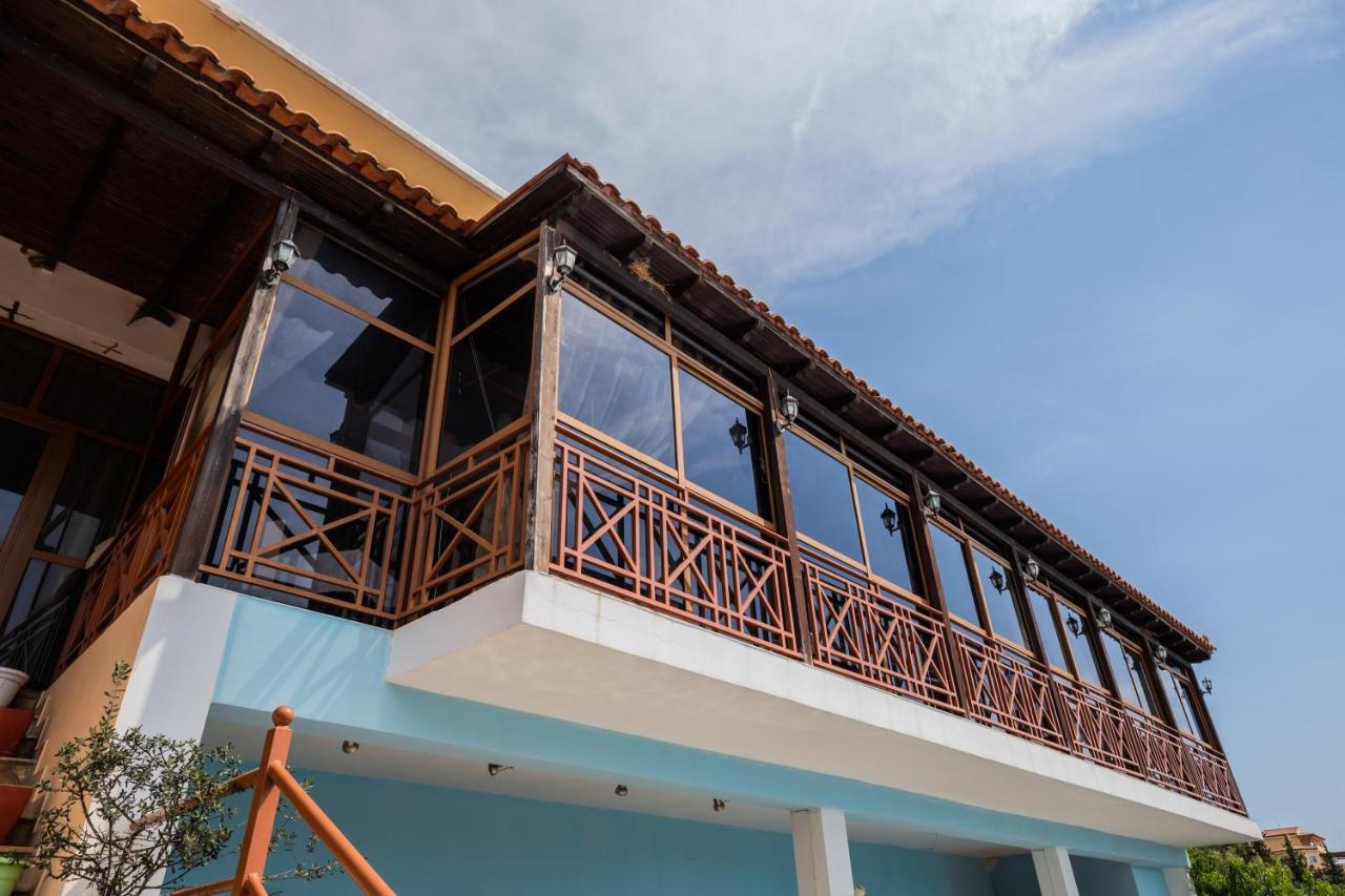 Hotel Panorama Himara Kültér fotó