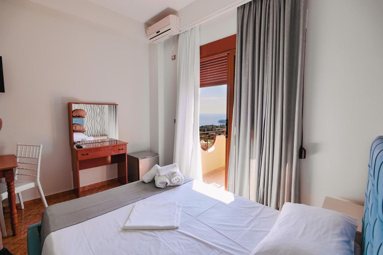 Hotel Panorama Himara Kültér fotó